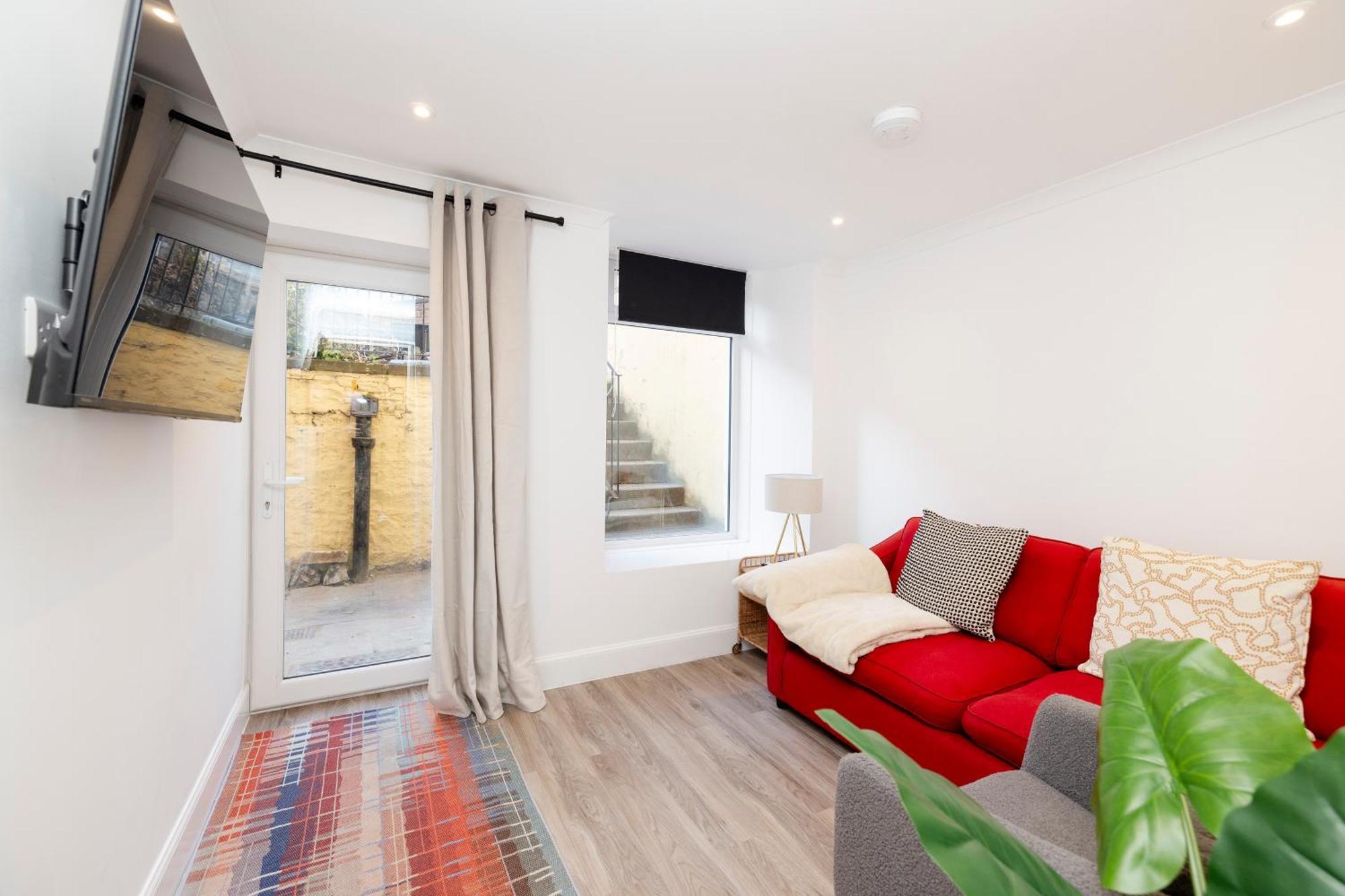Joivy 3Br Flat In Haymarket With Free Parking Edinburgh Luaran gambar