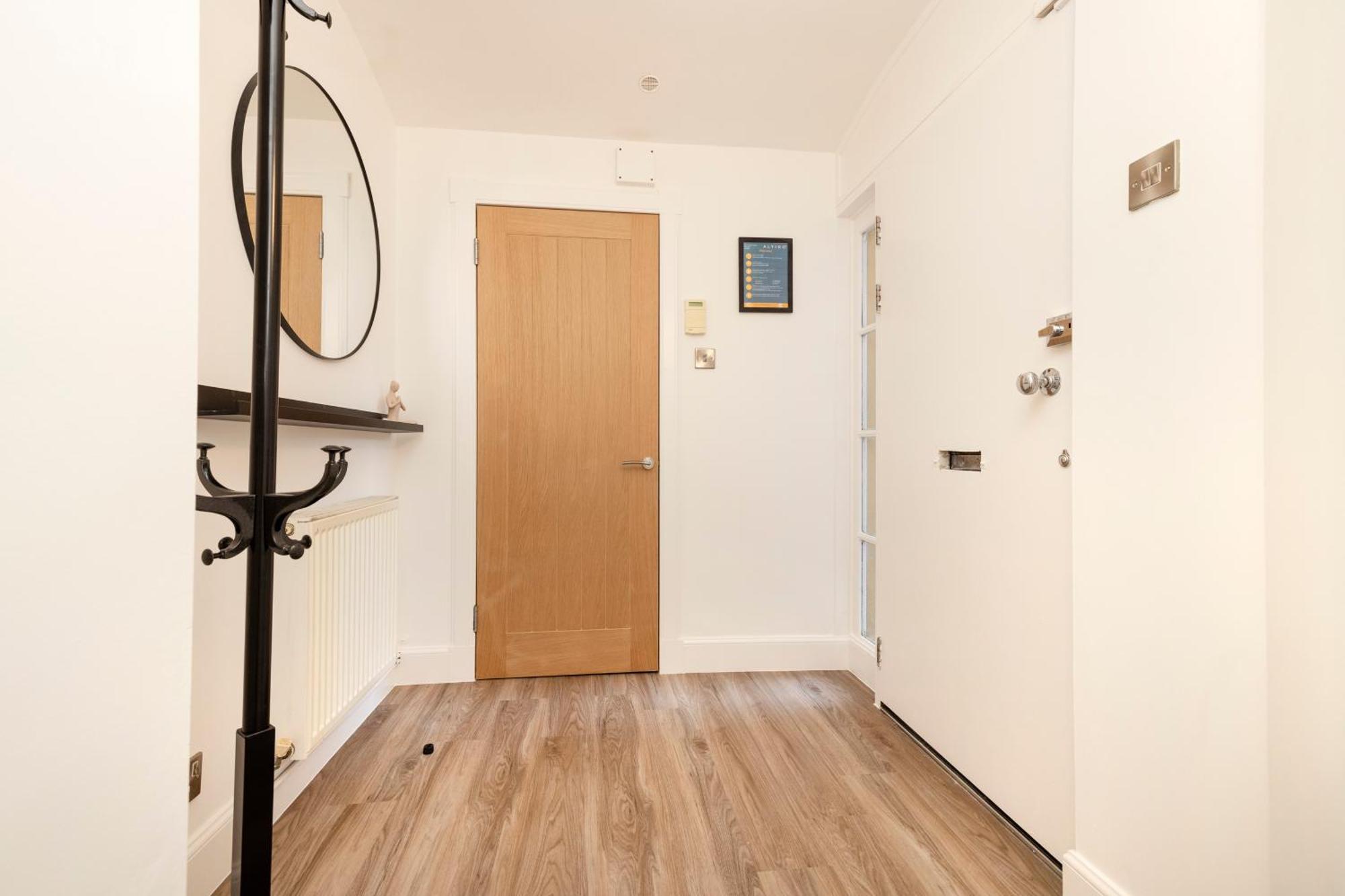 Joivy 3Br Flat In Haymarket With Free Parking Edinburgh Luaran gambar