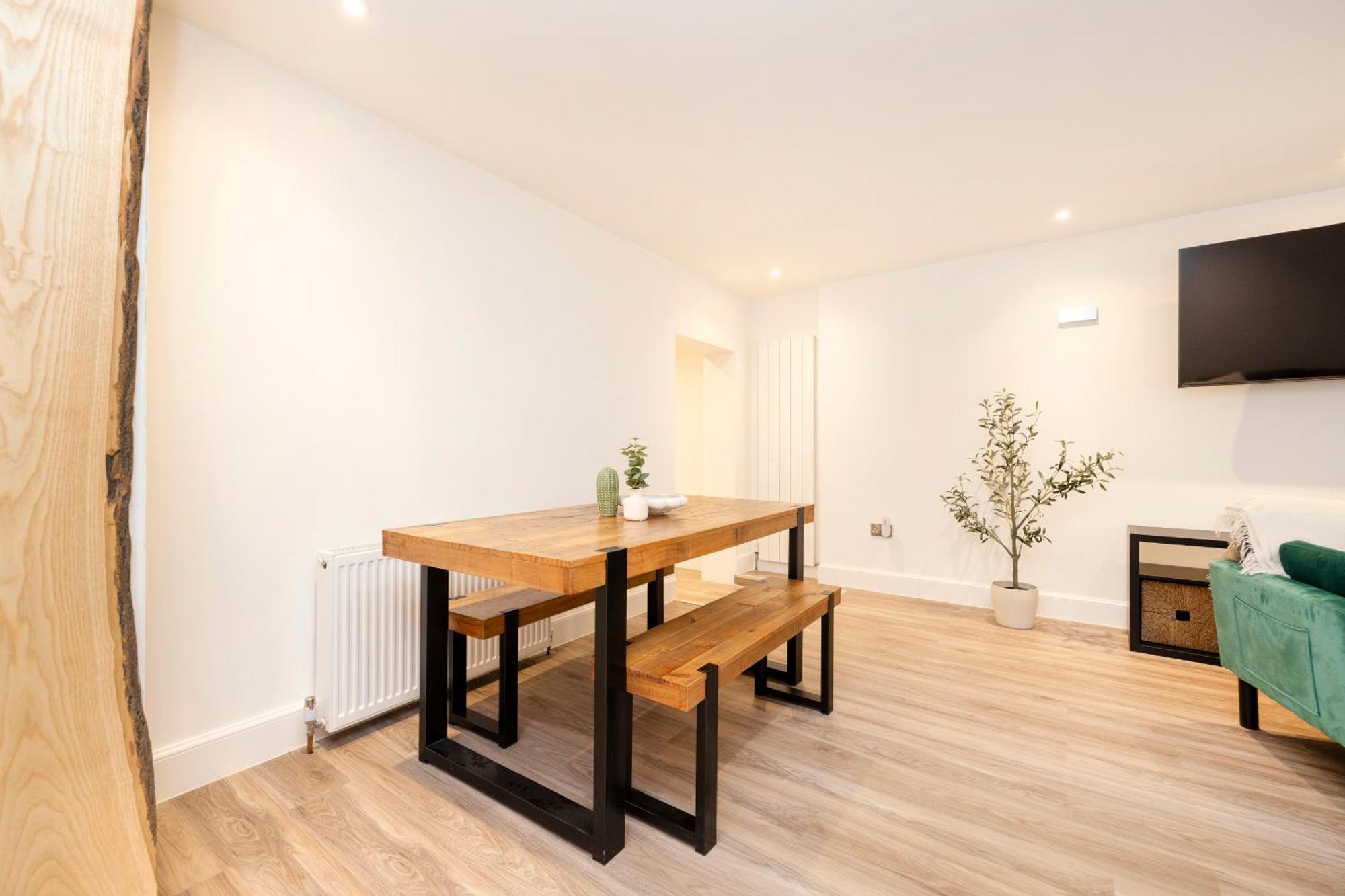 Joivy 3Br Flat In Haymarket With Free Parking Edinburgh Luaran gambar