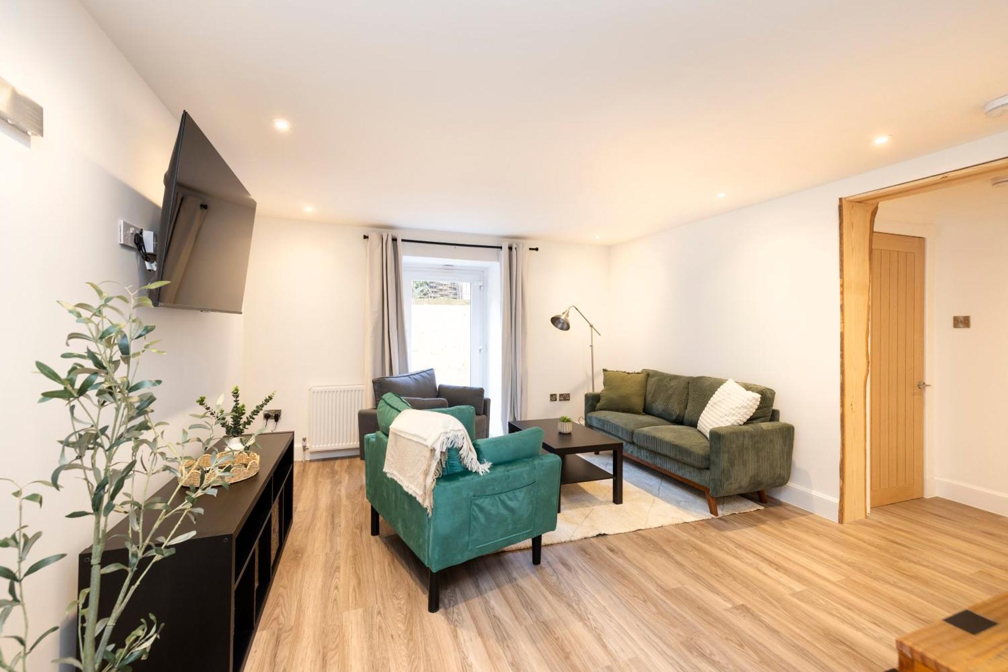 Joivy 3Br Flat In Haymarket With Free Parking Edinburgh Luaran gambar