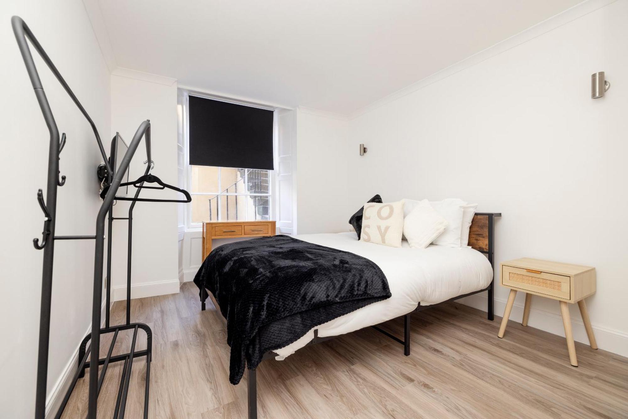 Joivy 3Br Flat In Haymarket With Free Parking Edinburgh Luaran gambar