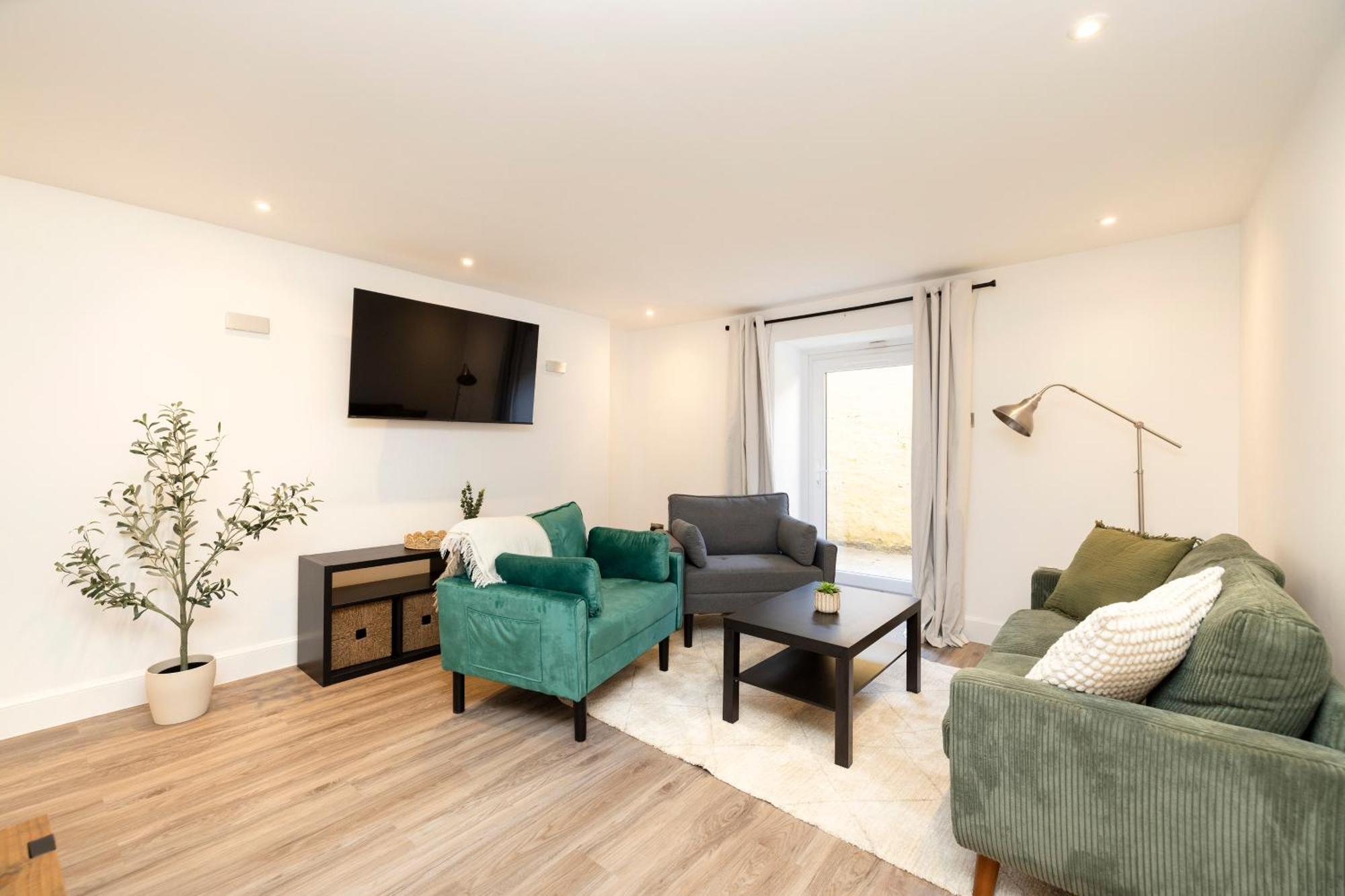 Joivy 3Br Flat In Haymarket With Free Parking Edinburgh Luaran gambar